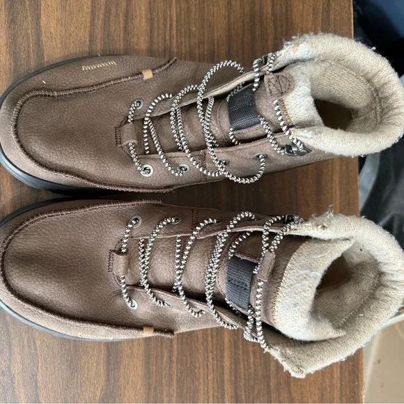 Hey Dude | Shoes | Hey Dudes Brown Ankle Boots With Lining  display picture 2
